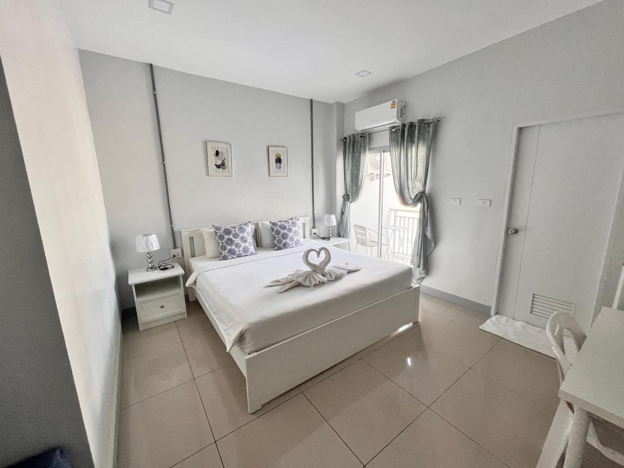 Cinderella Residence Patong Luaran gambar