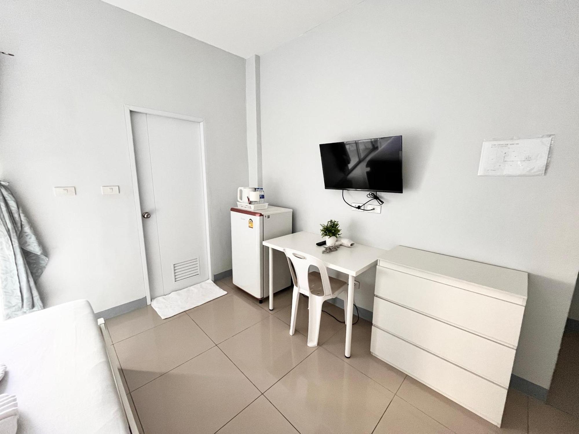 Cinderella Residence Patong Luaran gambar